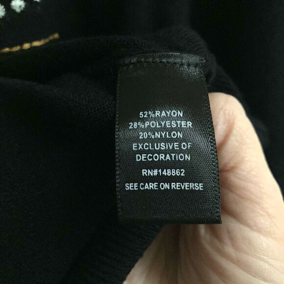 Torrid Every Day soft pullover black heart burst crewneck sweater women’s 3X - Picture 6 of 7